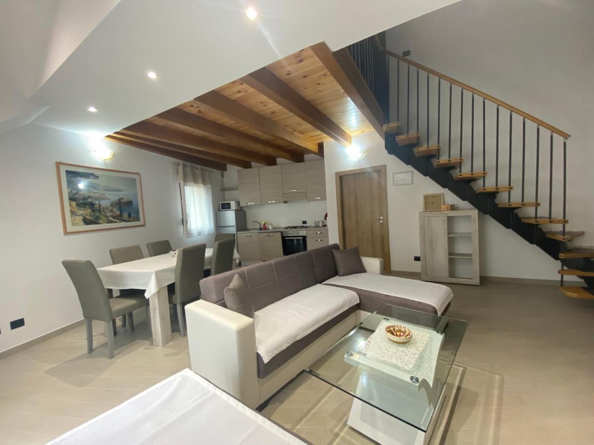Apartman Galerija Ogulin Buitenkant foto