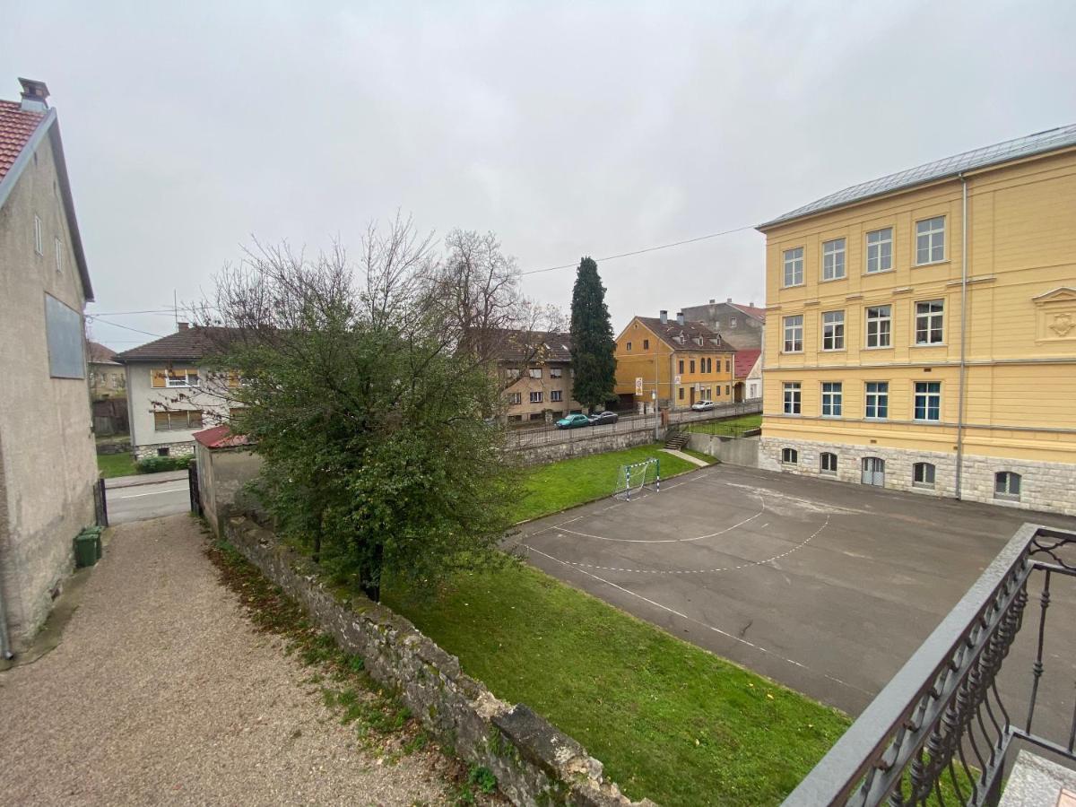 Apartman Galerija Ogulin Buitenkant foto