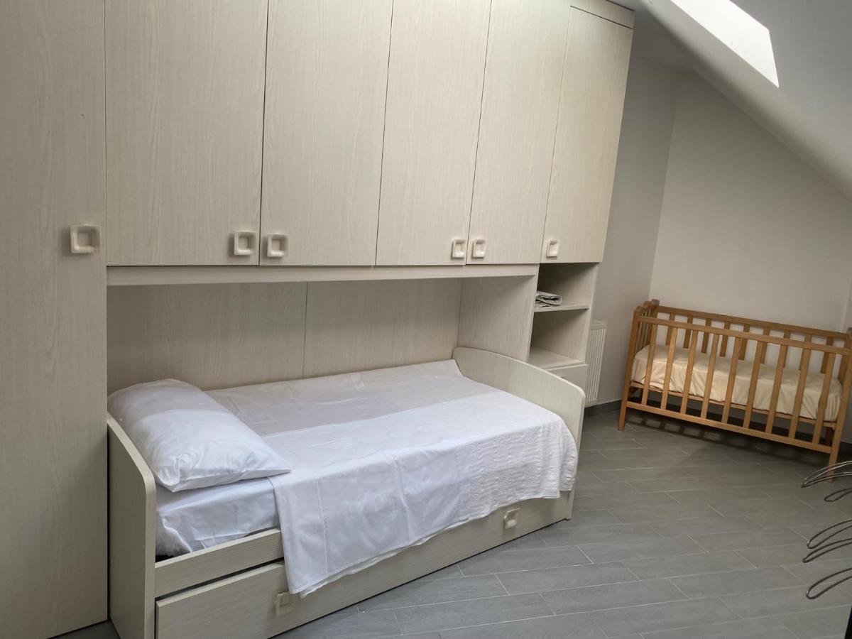 Apartman Galerija Ogulin Buitenkant foto