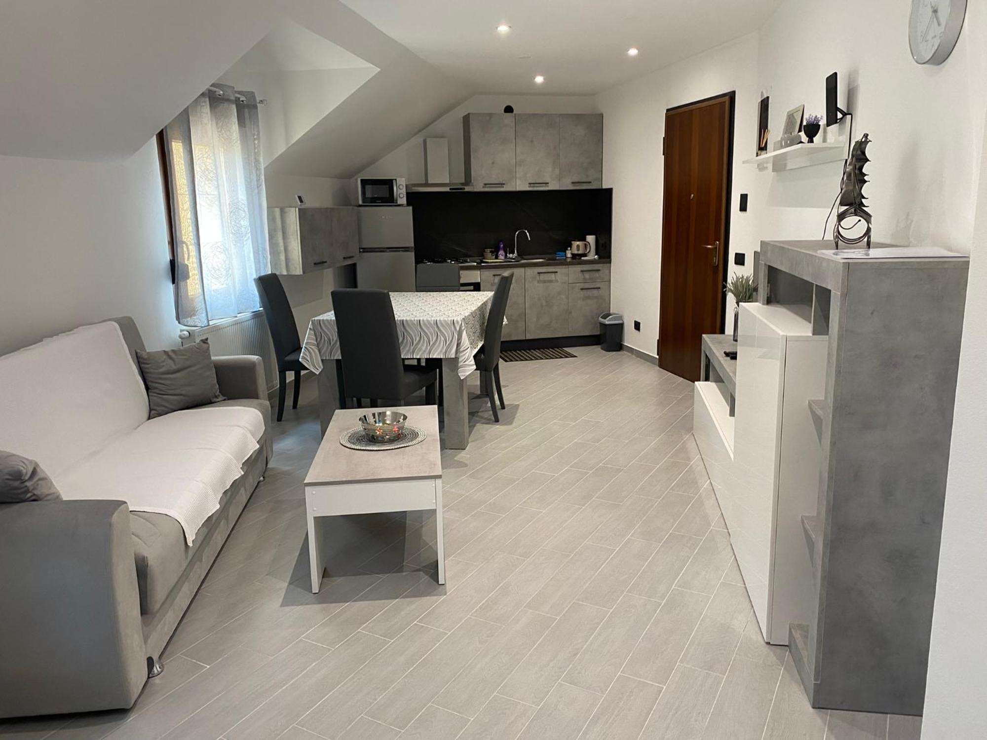 Apartman Galerija Ogulin Buitenkant foto