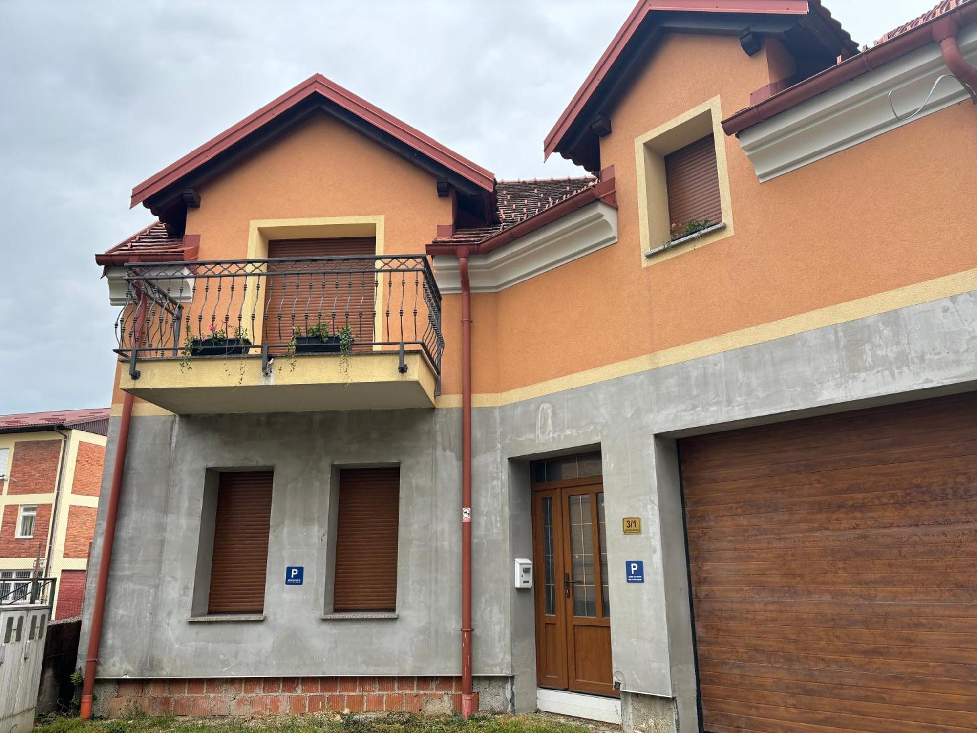 Apartman Galerija Ogulin Buitenkant foto