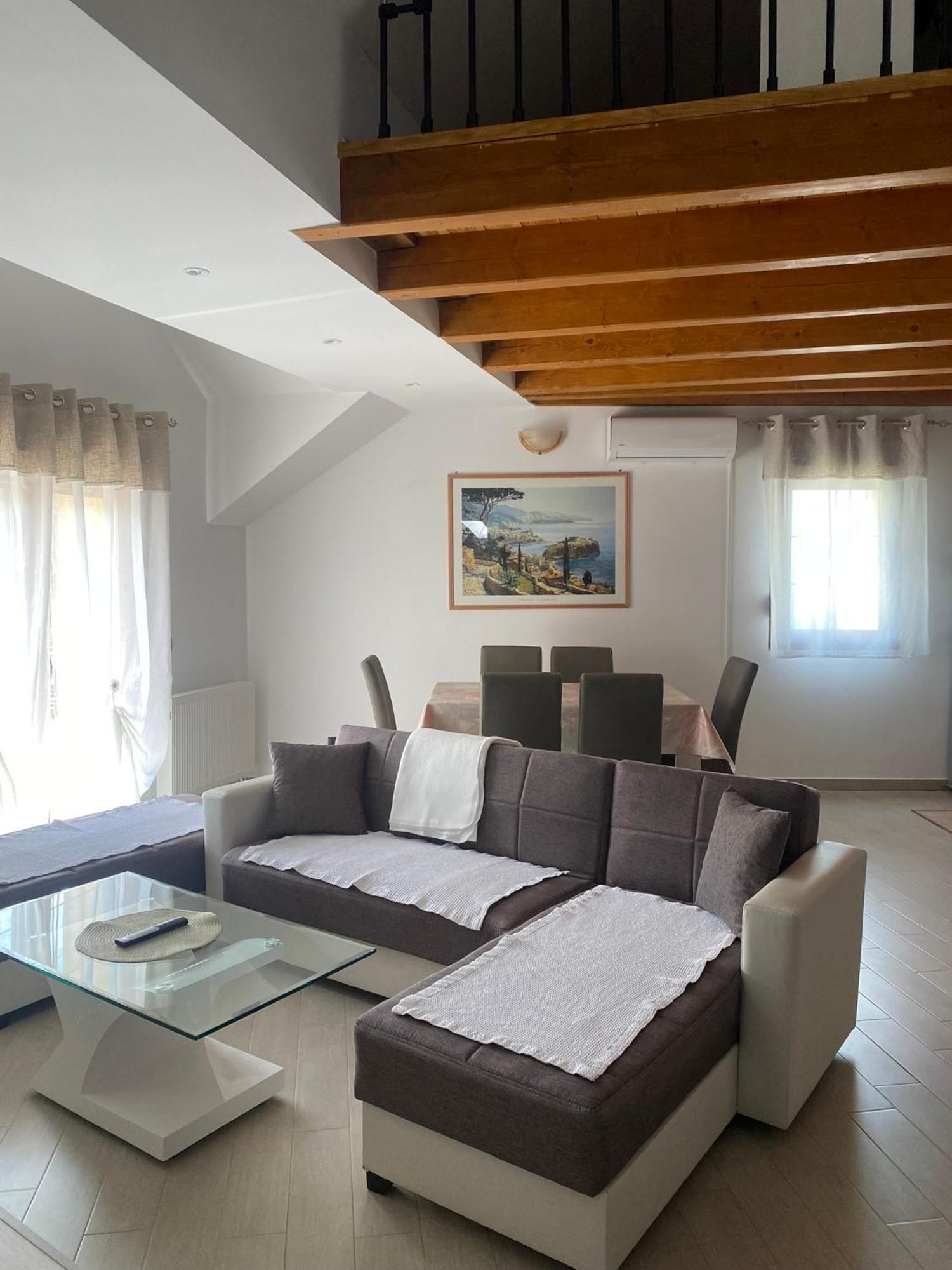 Apartman Galerija Ogulin Buitenkant foto